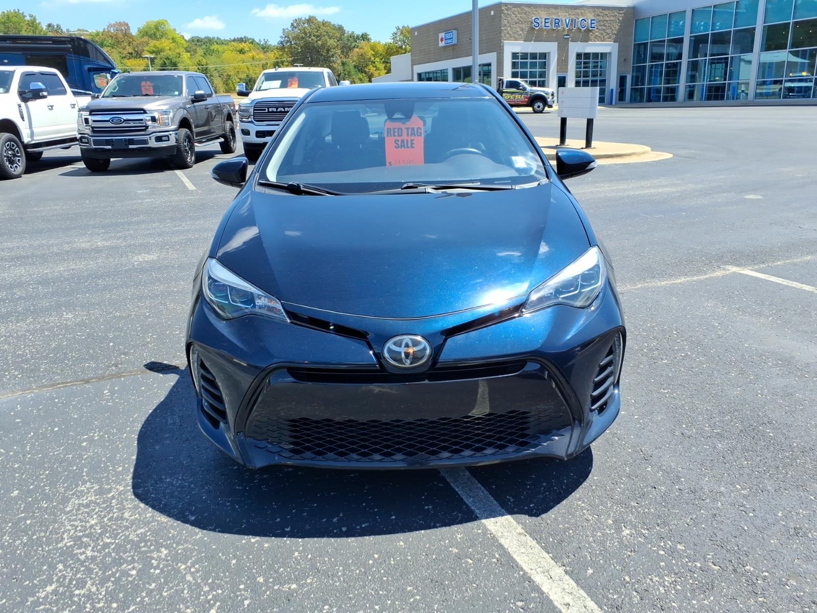 Used 2017 Toyota Corolla SE with VIN 5YFBURHE8HP691328 for sale in Batesville, AR