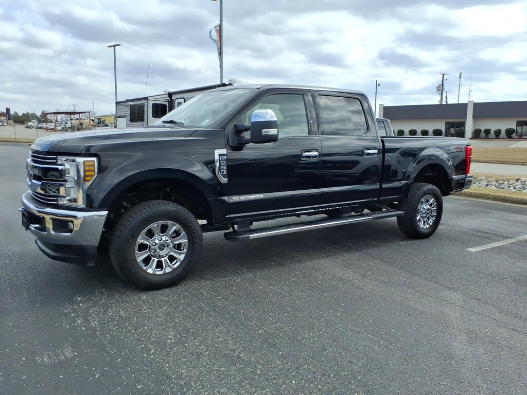 Used 2019 Ford F-250 Lariat Crew Cab Short Bed Truck