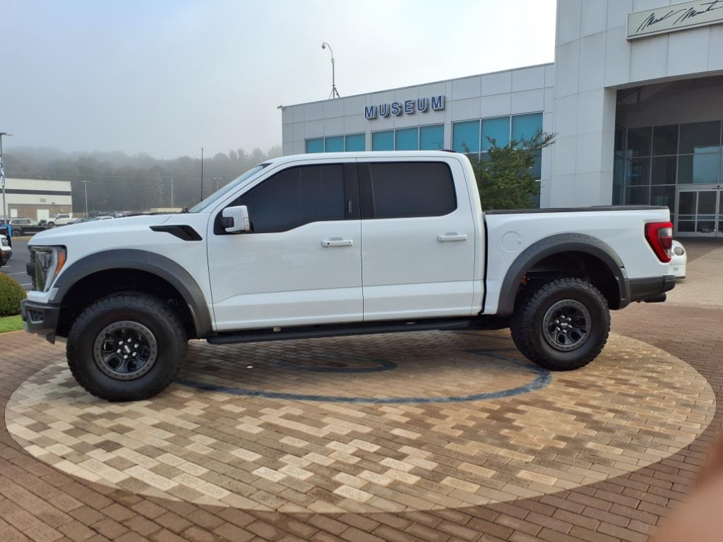 2023 Ford F-150 Raptor photo 3