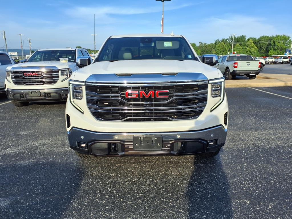 Used 2023 GMC Sierra 1500 SLT with VIN 3GTUUDED0PG186654 for sale in Little Rock