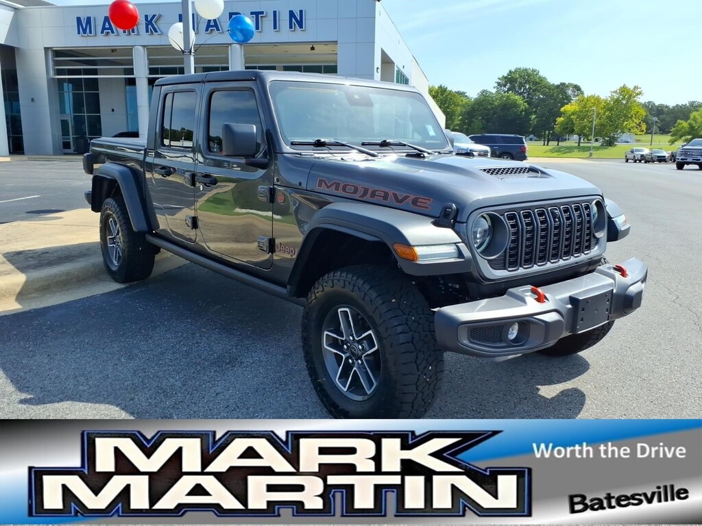 Used 2024 Jeep Gladiator Mojave Truck Crew Cab
