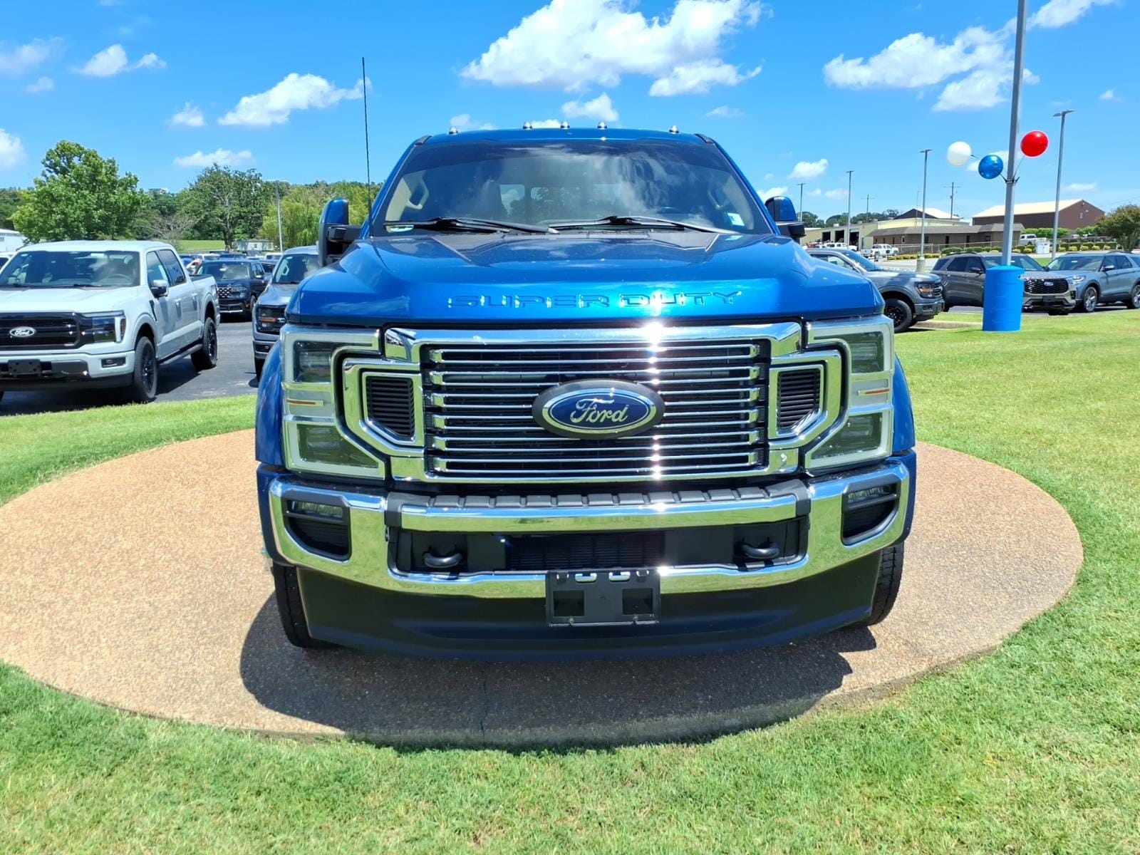 Used 2022 Ford F-450 Super Duty Lariat with VIN 1FT8W4DT7NEF25175 for sale in Little Rock