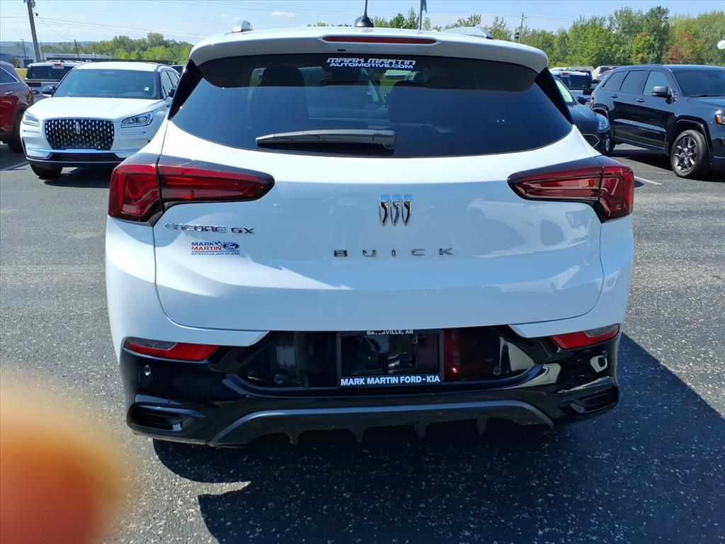 2025 Buick Encore GX Sport Touring photo 4