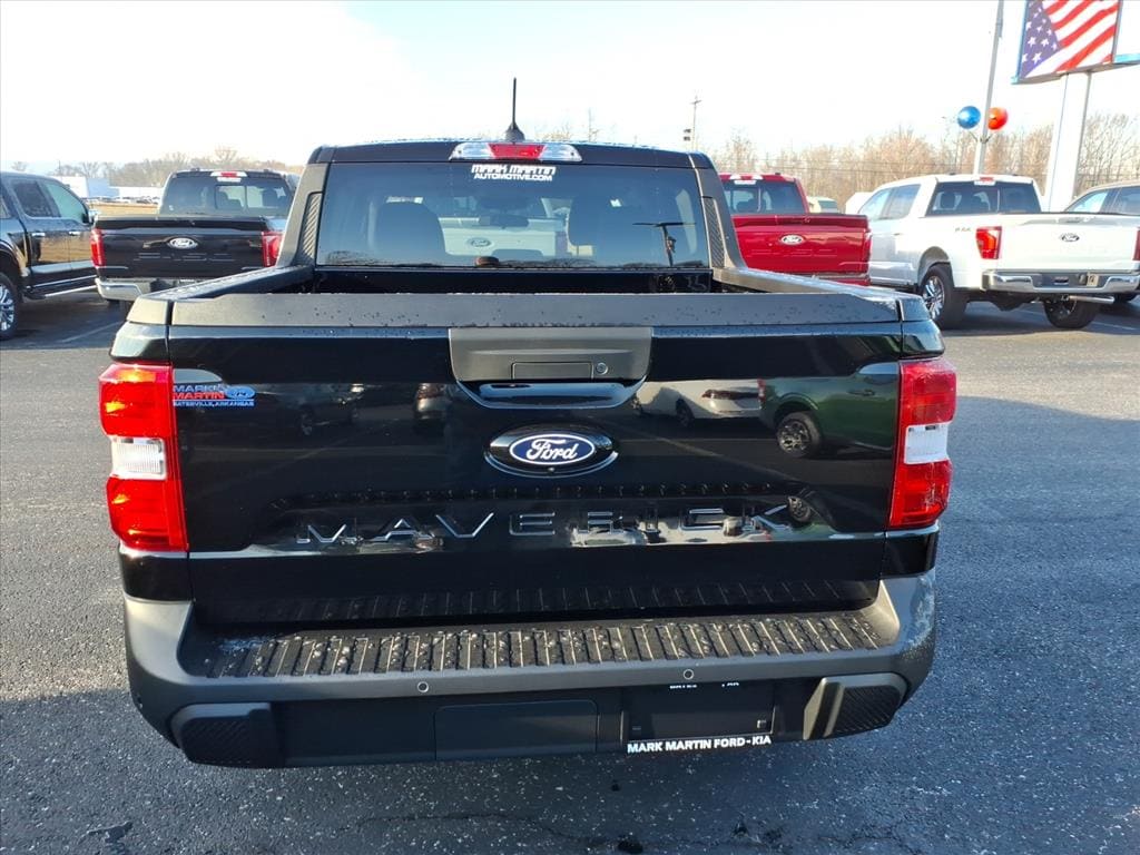 New 2025 Ford Maverick XL Truck SuperCrew