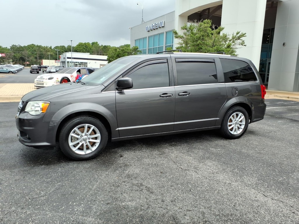 Used 2019 Dodge Grand Caravan SXT Van Passenger Van