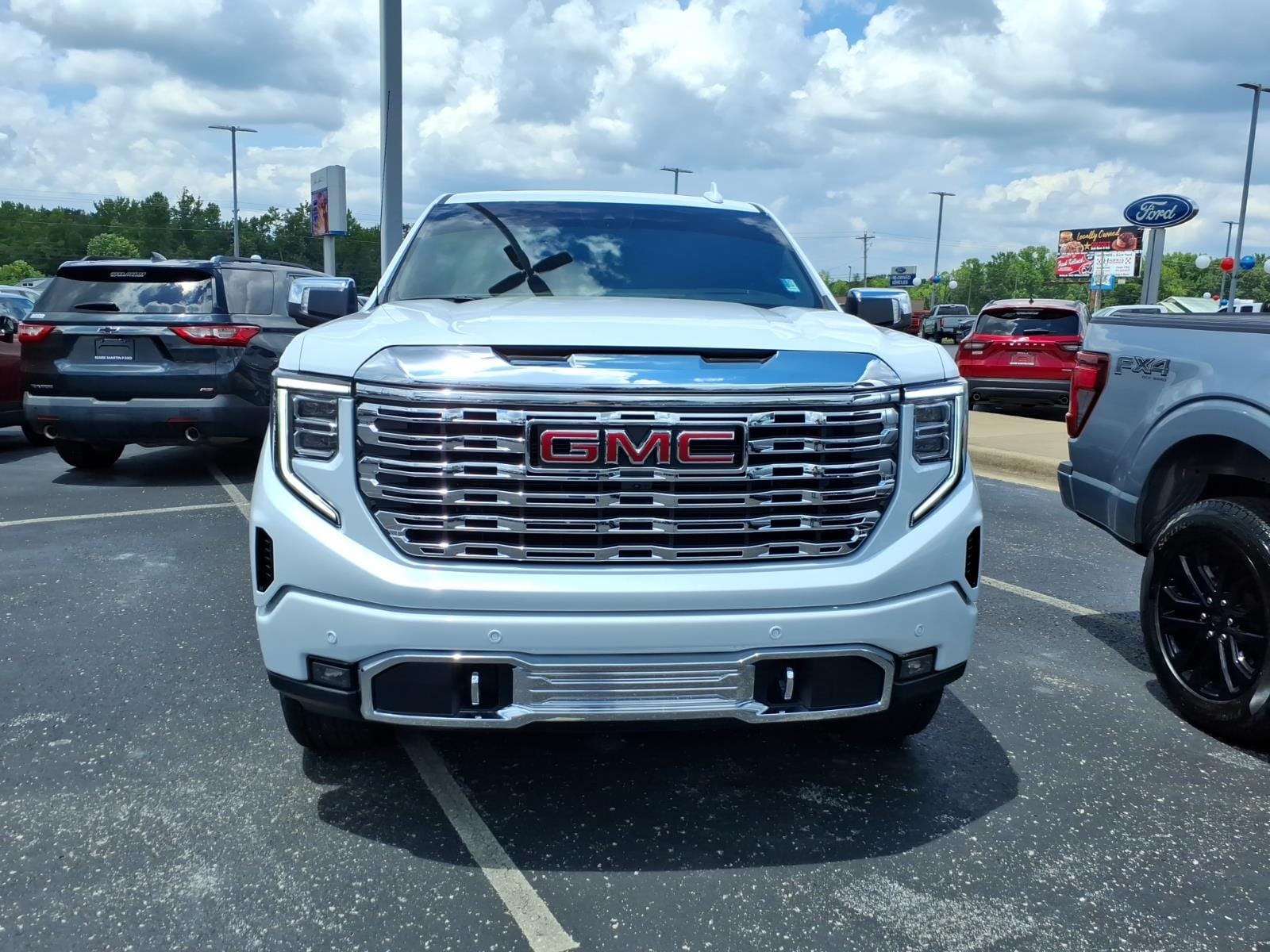 Used 2026 GMC Sierra 1500 Denali with VIN 1GTUUGEL7TZ257643 for sale in Little Rock