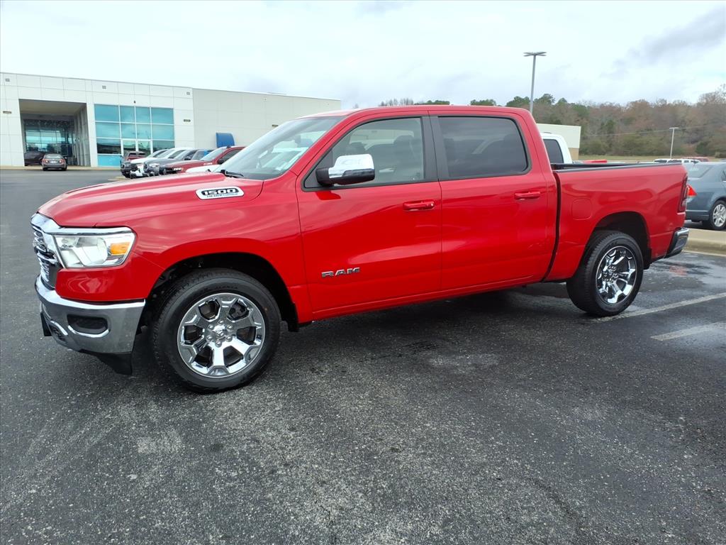 2024 Ram 1500 Laramie photo 3