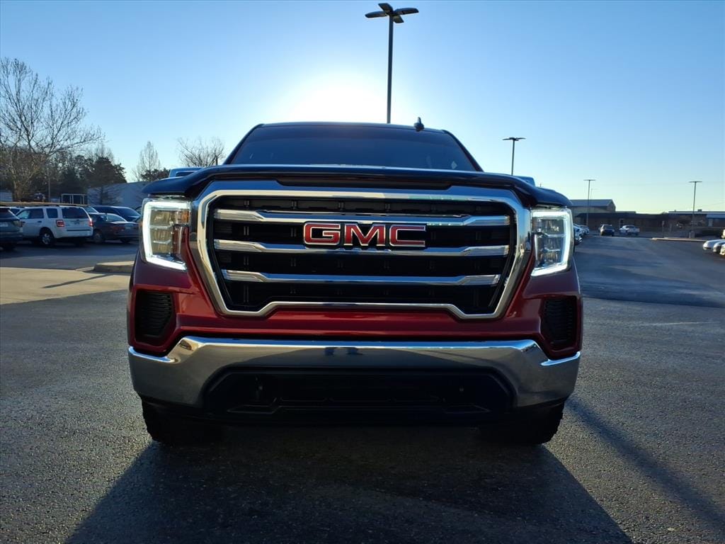 Used 2021 GMC Sierra 1500 SLE with VIN 3GTU9BET1MG337266 for sale in Little Rock