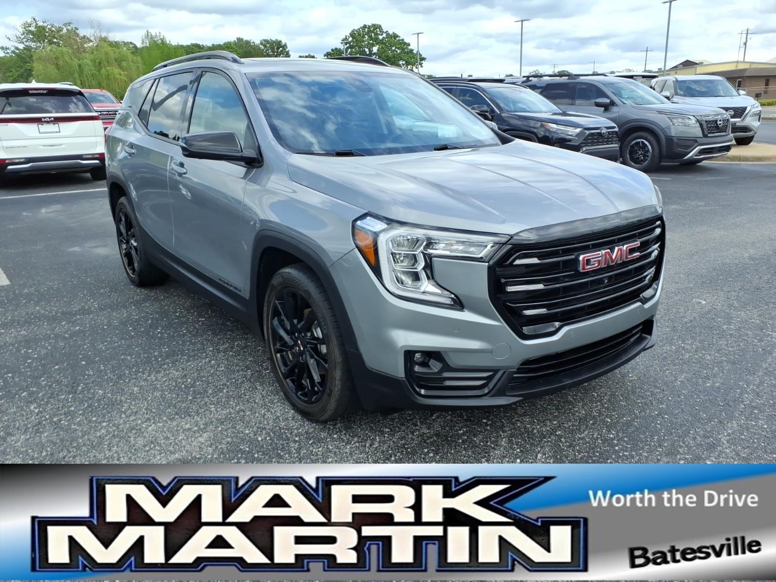2024 GMC Terrain SLT FWD's photo