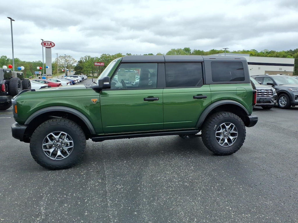 New 2025 Ford Bronco Badlands SUV