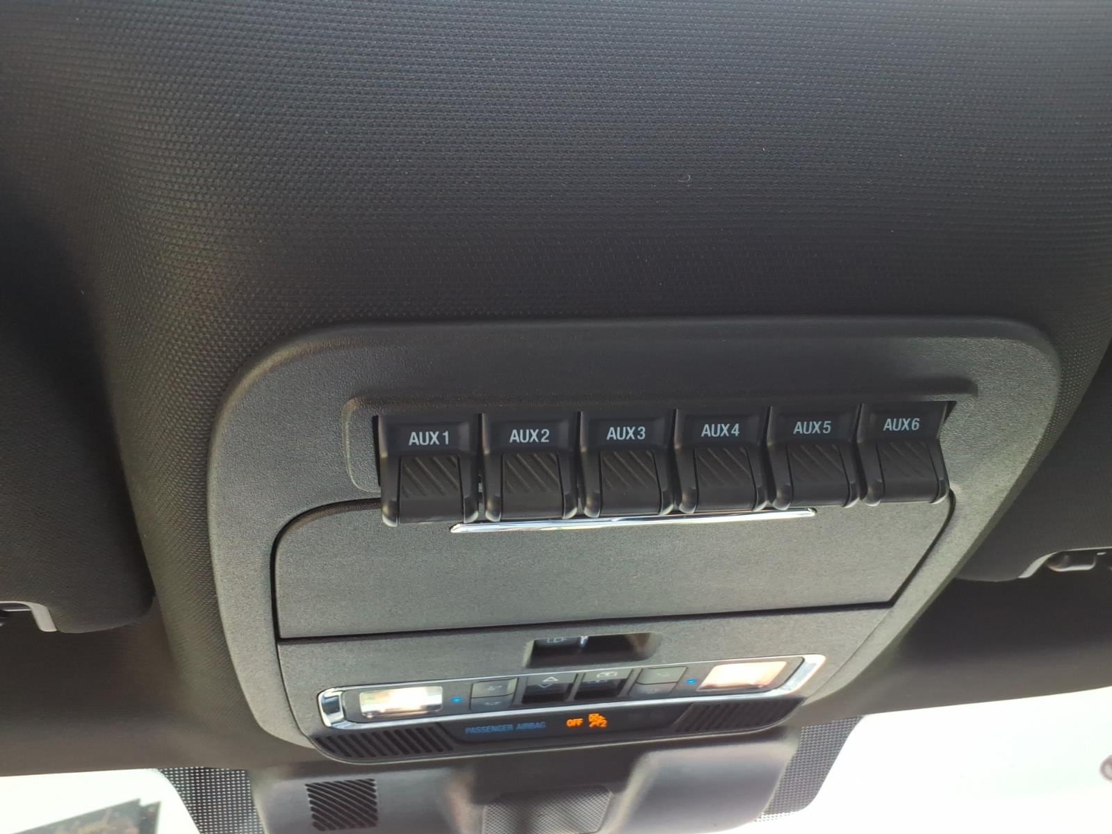 2023 Ford F-150 Raptor - Photo 18