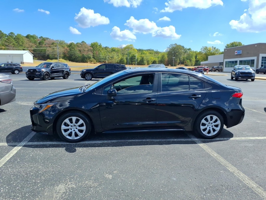 Used 2024 Toyota Corolla LE Sedan