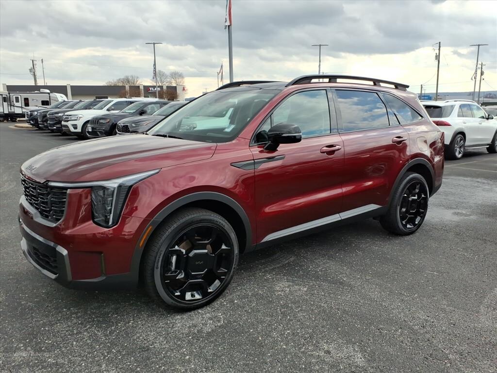 Used 2025 Kia Sorento EX SUV