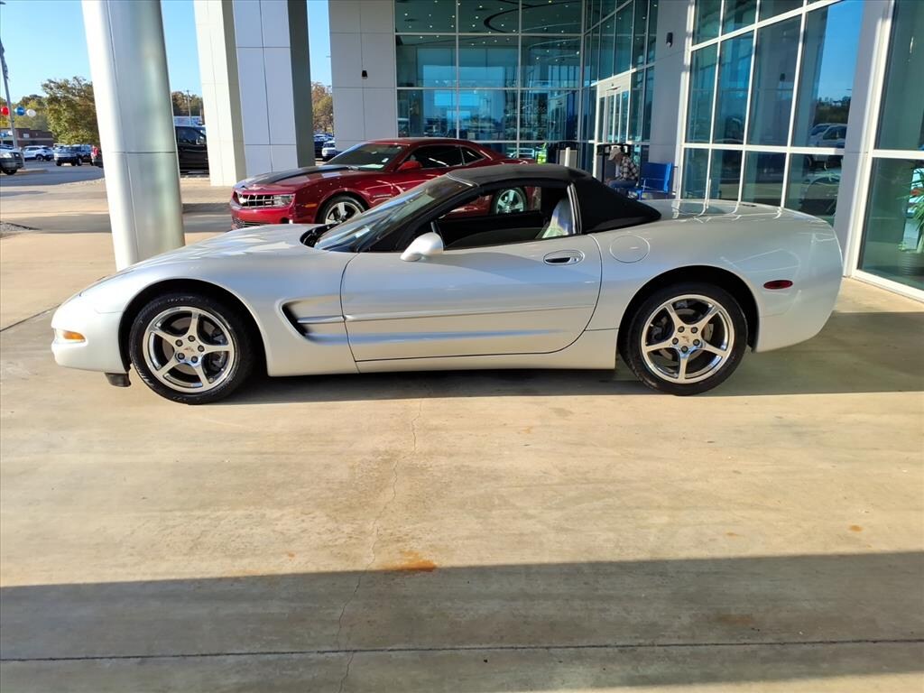Used 2002 Chevrolet Corvette Base Convertible
