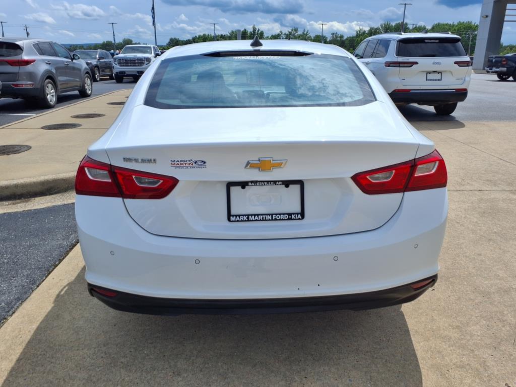 2020 Chevrolet Malibu LS photo 4