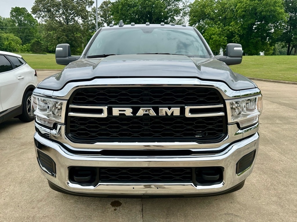 Used 2024 RAM Ram 3500 Pickup Tradesman with VIN 3C63RRGL5RG392075 for sale in Little Rock