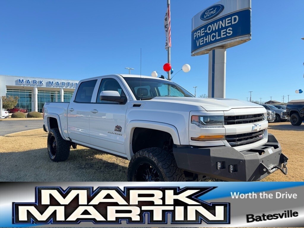 Used 2018 Chevrolet Silverado 1500 LT Truck Crew Cab