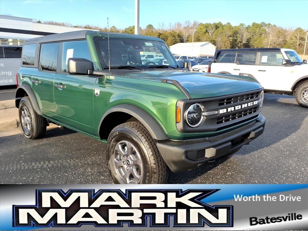 2025 Ford Bronco 4-Door Big Bend's photo