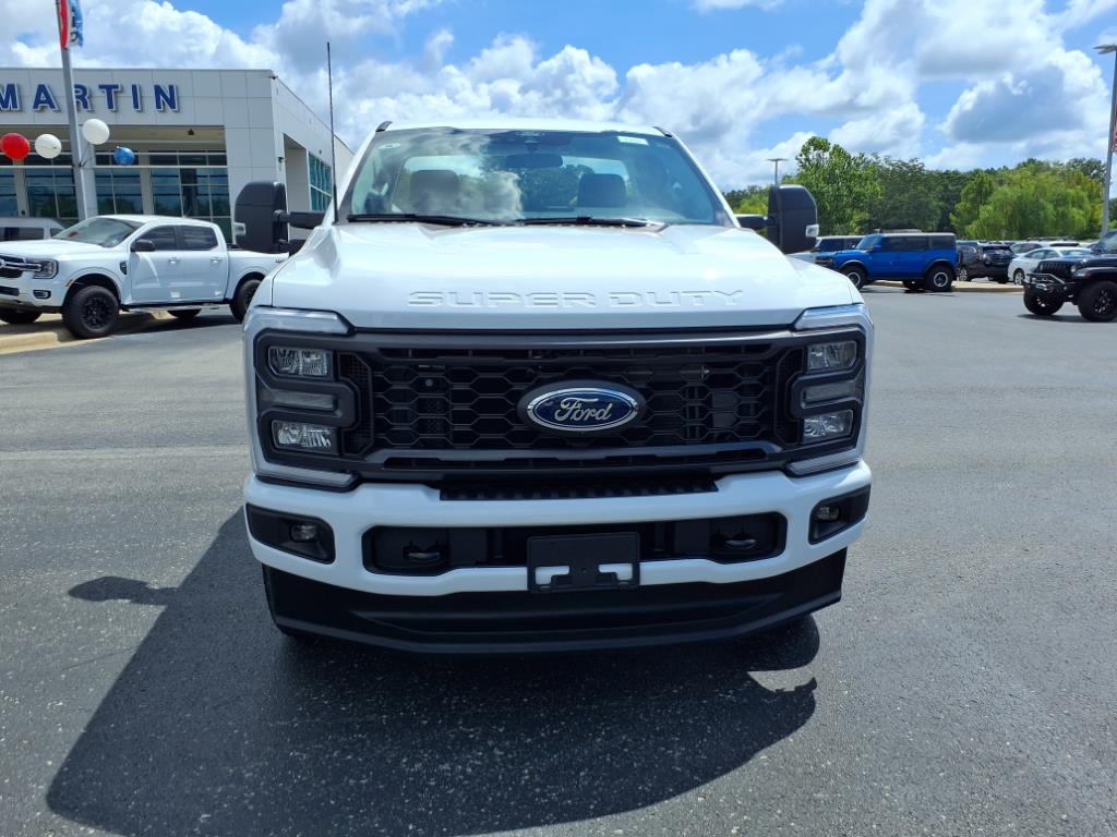 2025 Ford F-250 XL photo 2