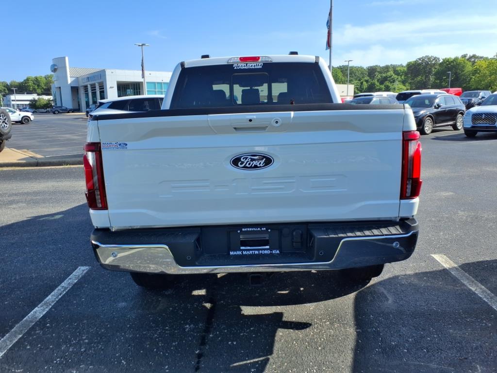 2025 Ford F-150 Lariat photo 4
