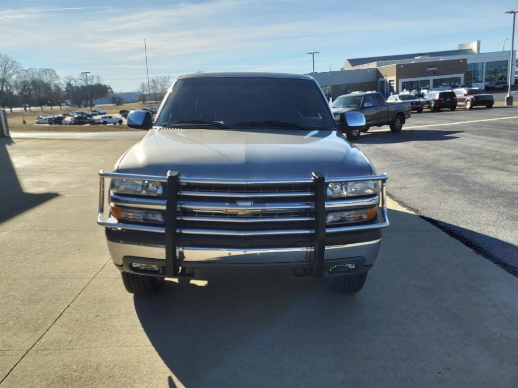 Used 2000 Chevrolet Silverado LS with VIN 1GCEK19T7YE162869 for sale in Little Rock