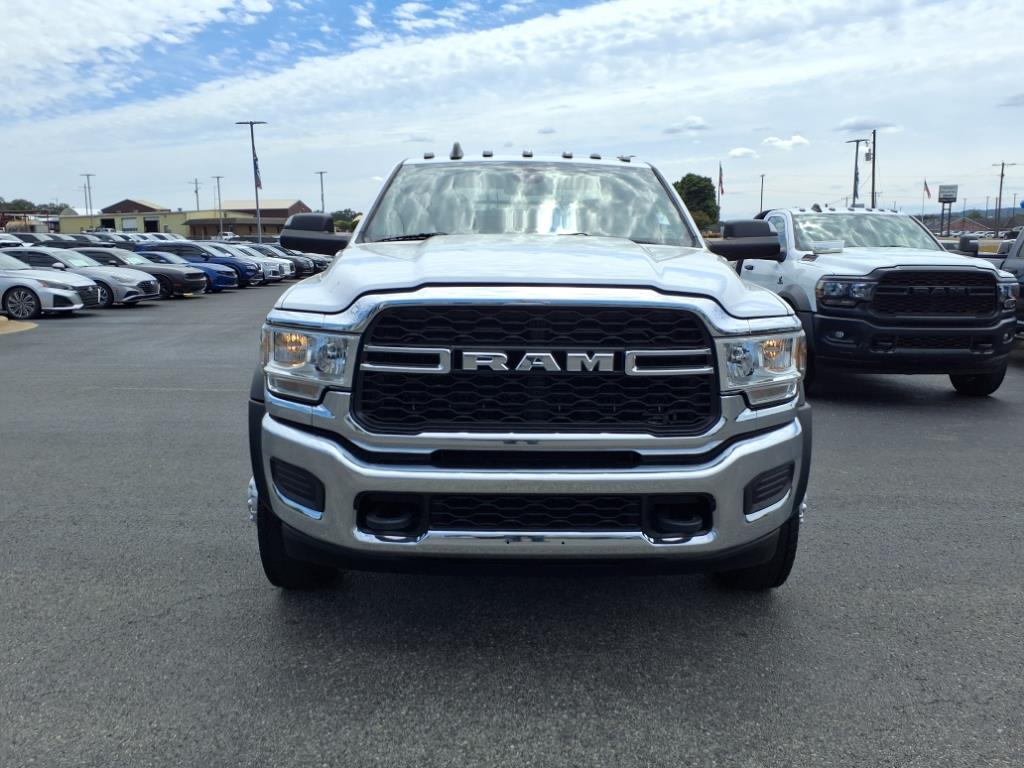 2021 Ram 5500 Tradesman SLT photo 2