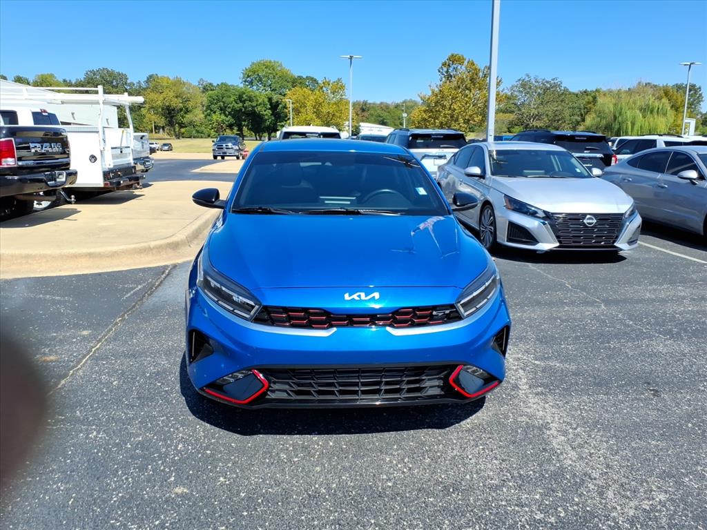 2024 Kia Forte GT photo 2