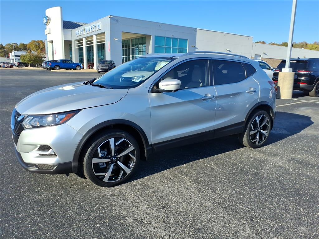 2022 Nissan Rogue Sport SL photo 3