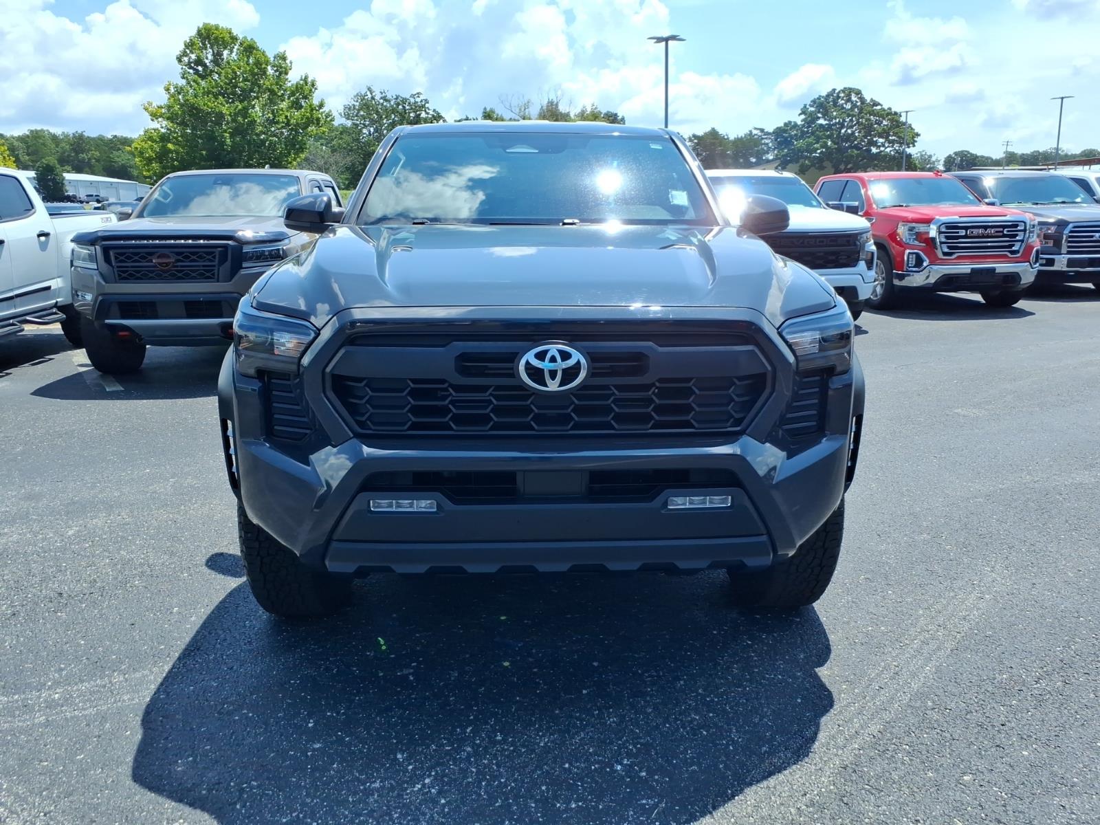 Used 2024 Toyota Tacoma TRD Off Road with VIN 3TMLB5JNXRM045813 for sale in Little Rock