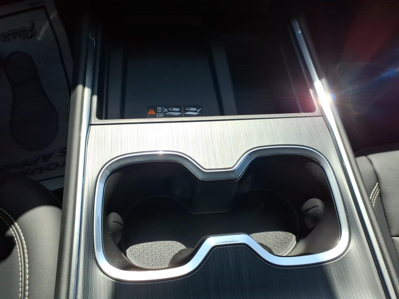 2026 GMC Acadia Elevation - Photo 15