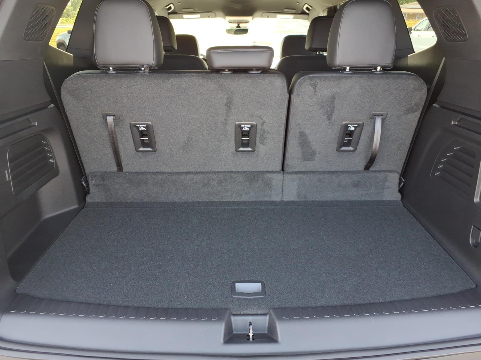 2026 GMC Acadia Elevation - Photo 7