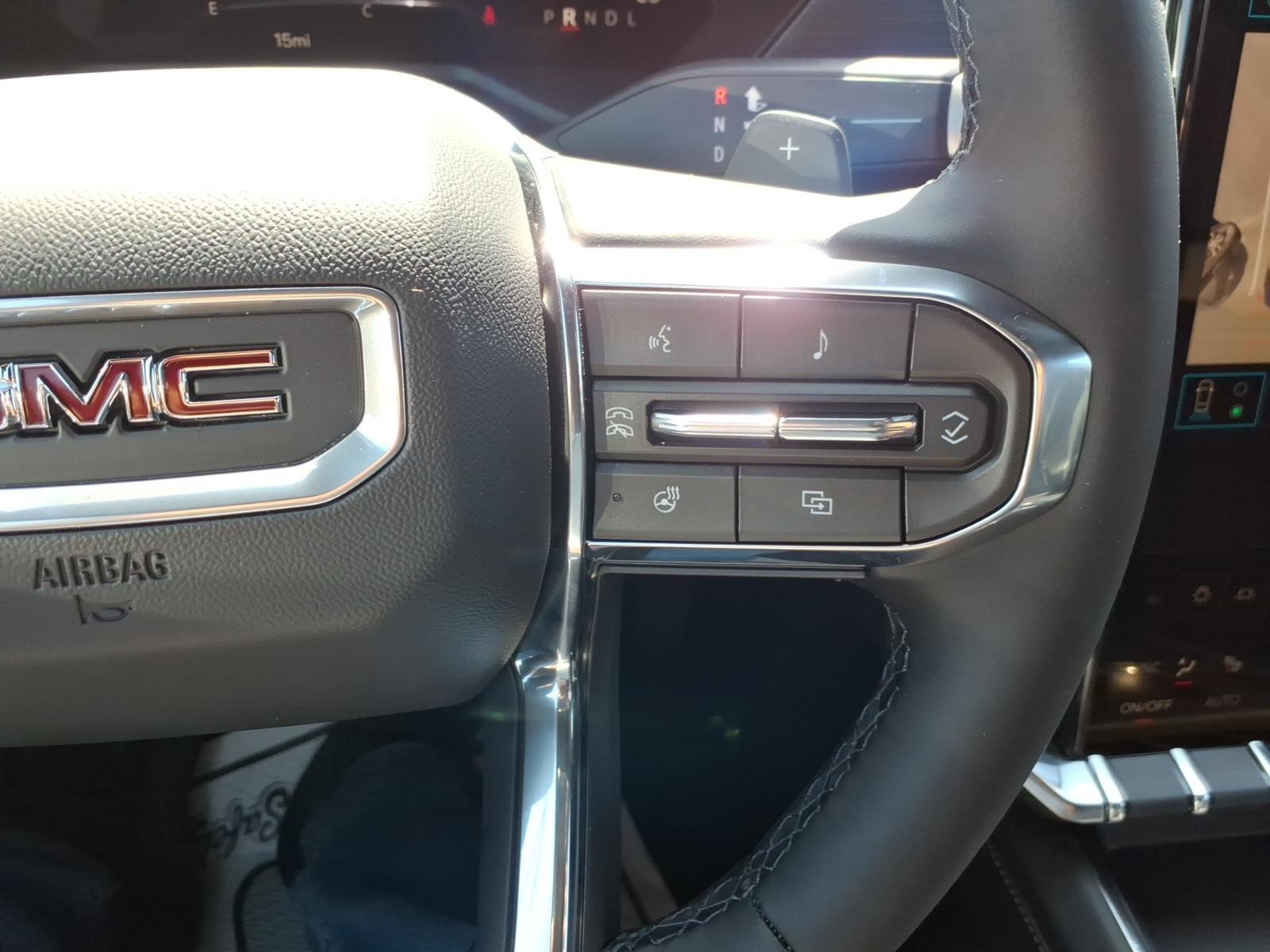 2026 GMC Acadia Elevation - Photo 22