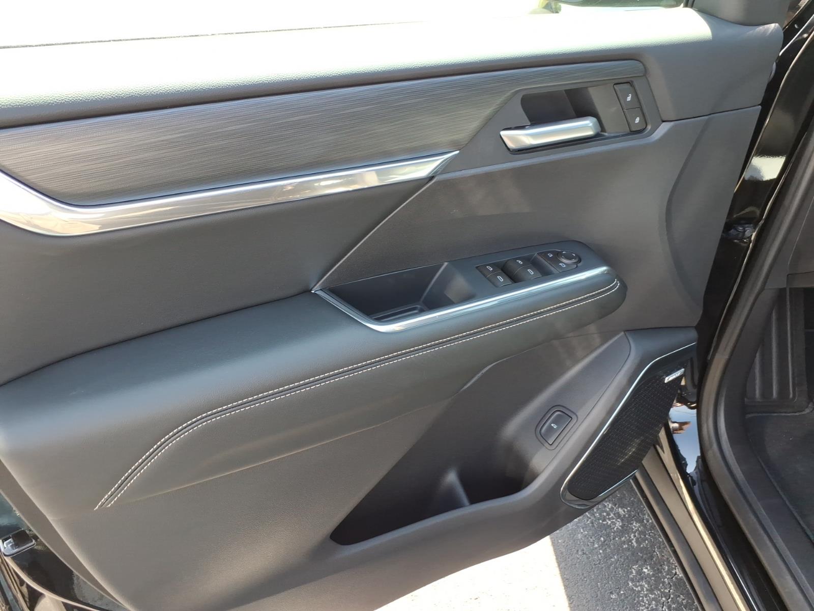 2026 GMC Acadia Elevation - Photo 12