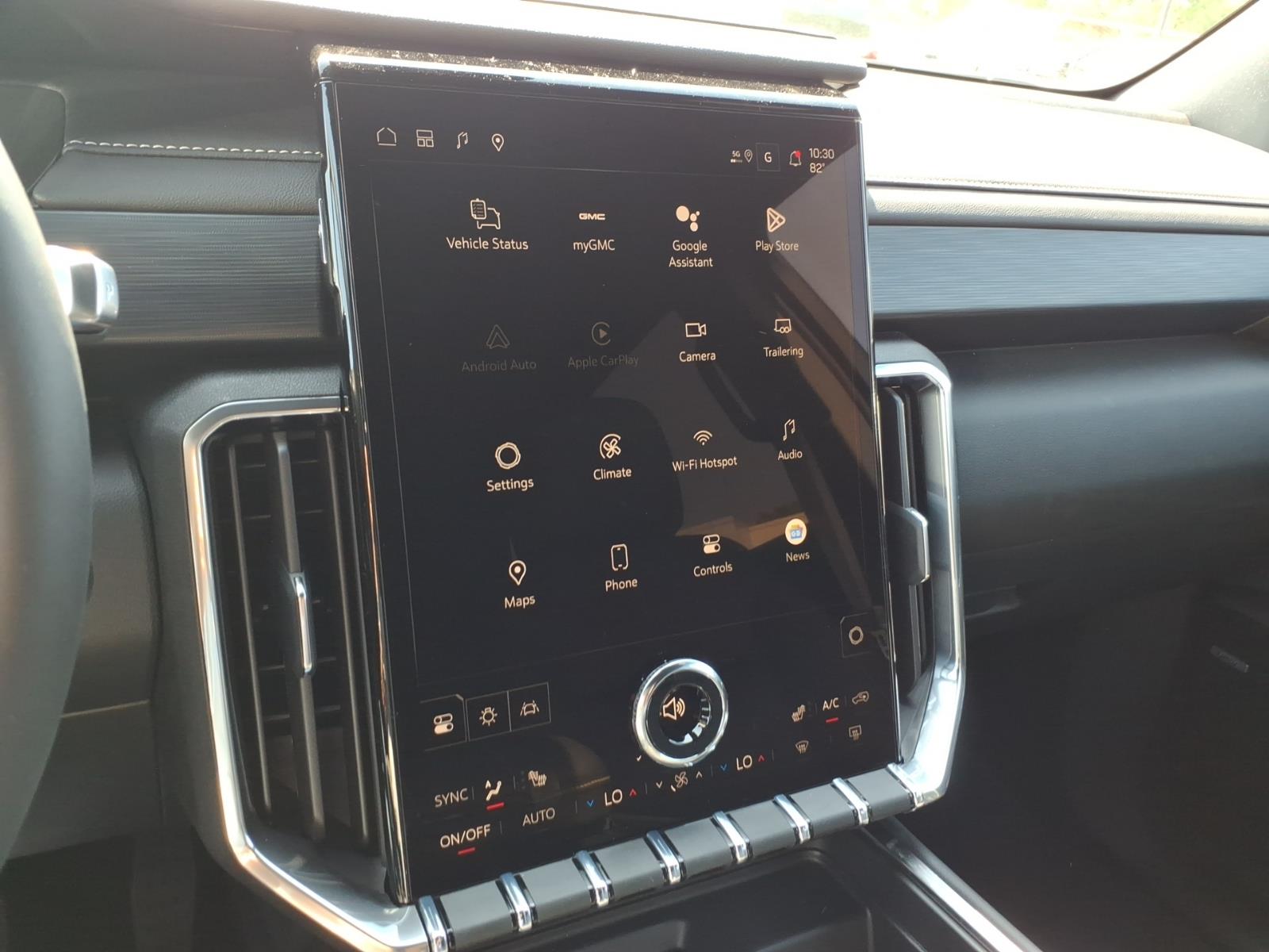 2026 GMC Acadia Elevation - Photo 17