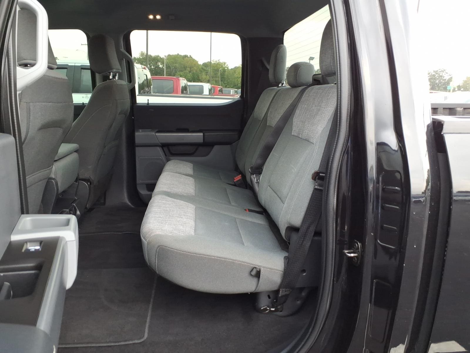2023 Ford F-150 XL - Photo 7