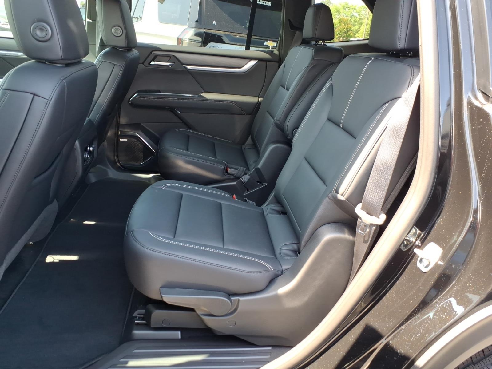 2026 GMC Acadia Elevation - Photo 9