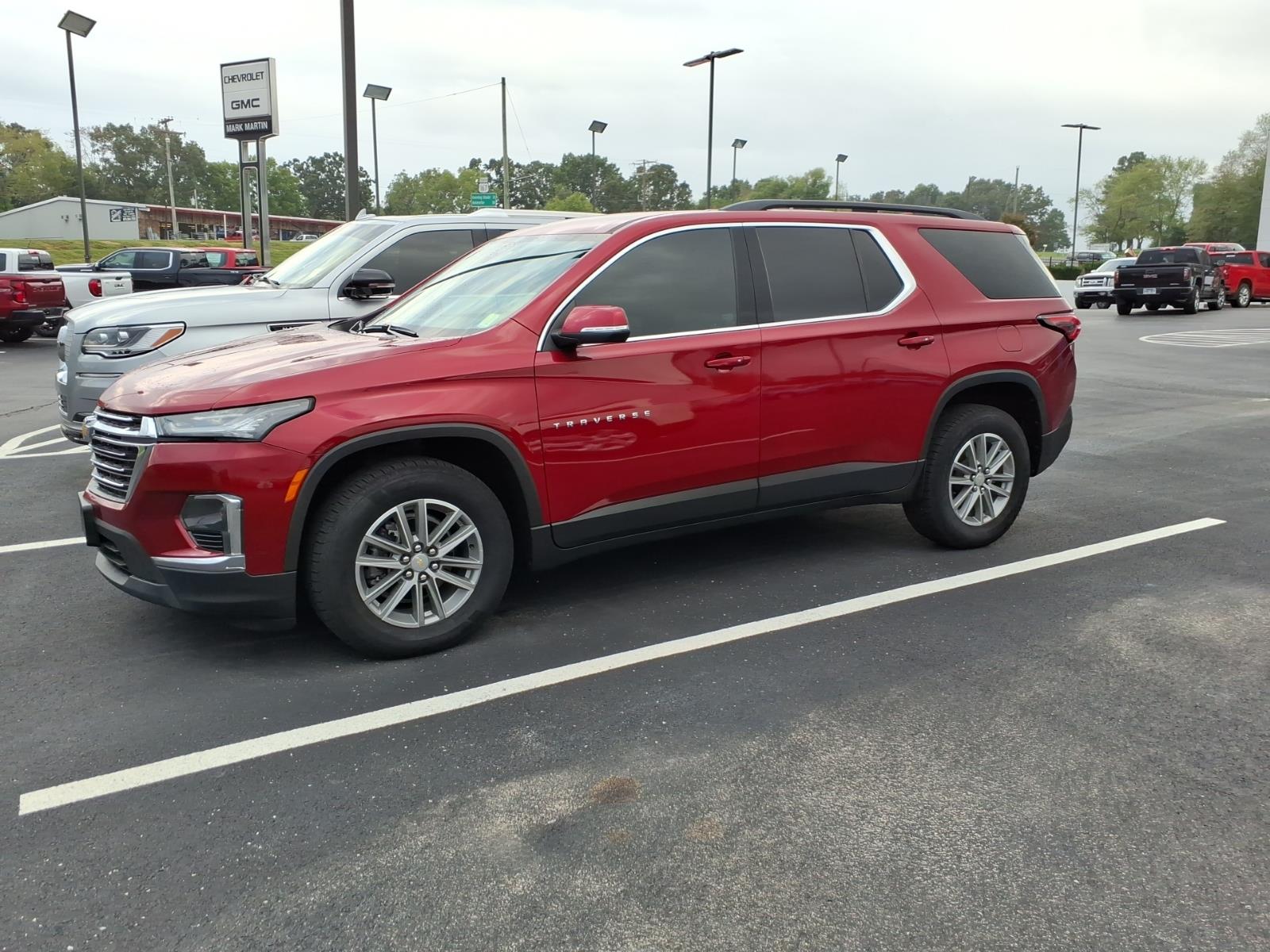 2023 Chevrolet Traverse 3LT - Photo 3