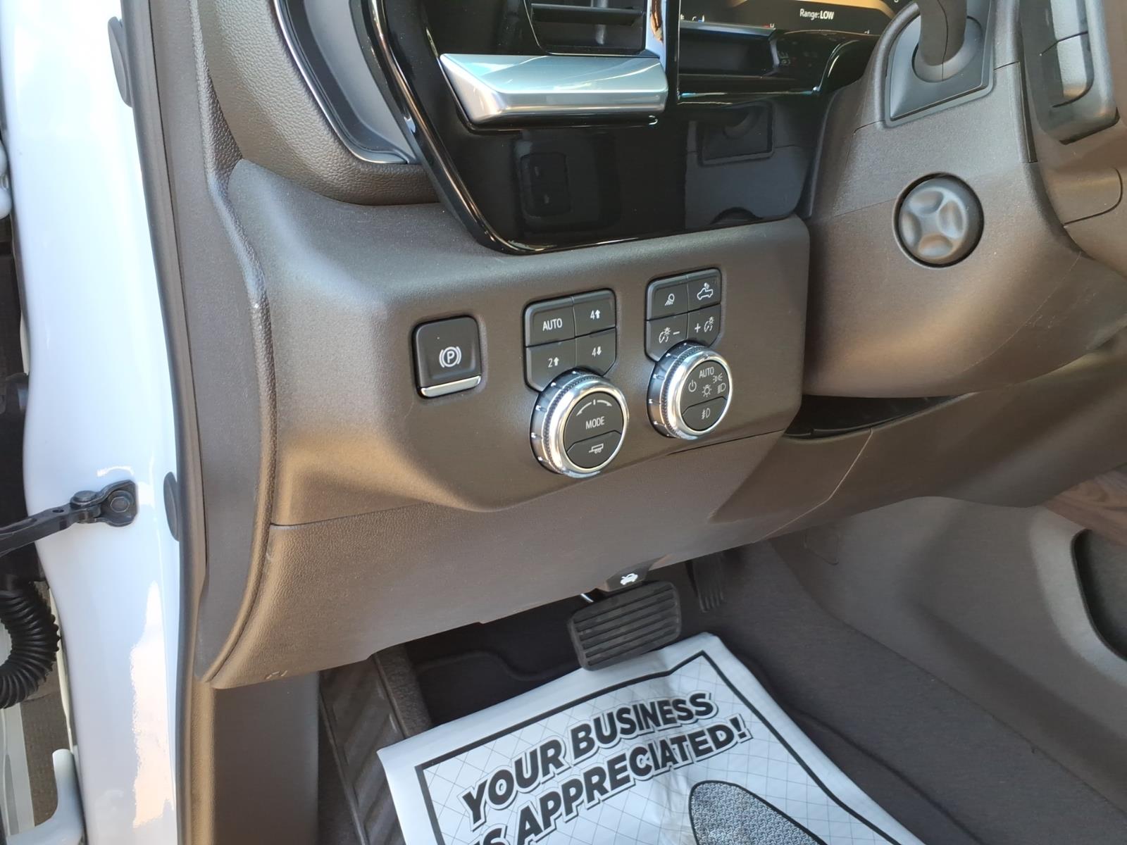 2026 GMC Sierra 1500 SLT - Photo 15