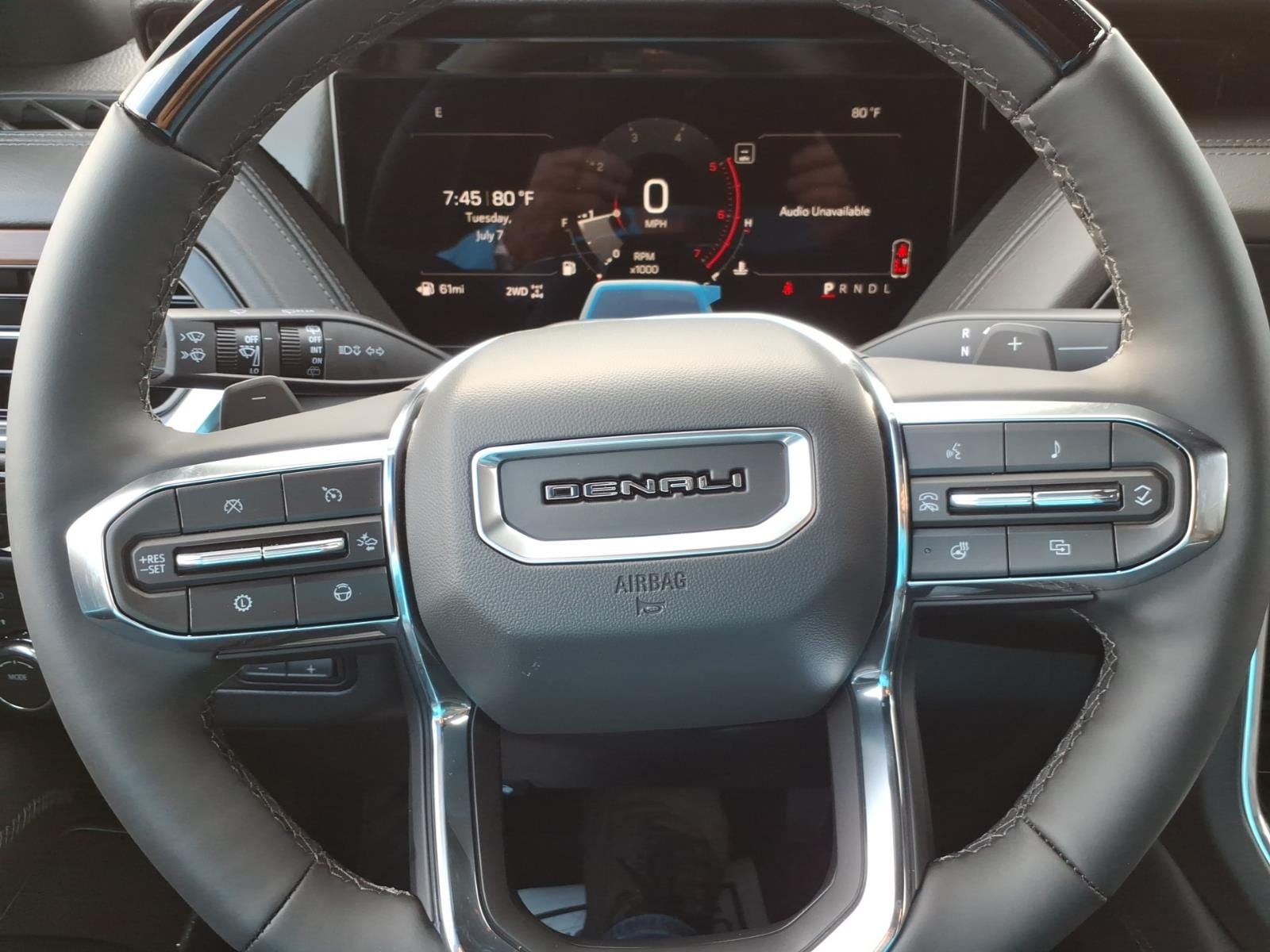 2026 GMC Yukon Denali - Photo 24