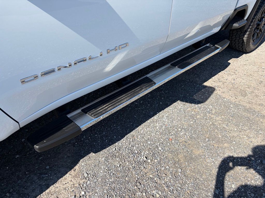 2025 GMC Sierra 2500HD Denali - Photo 15