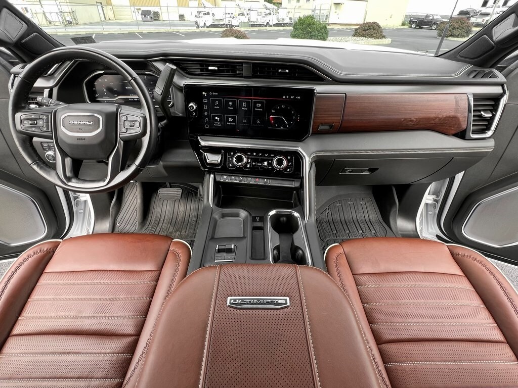 2024 Gmc Sierra HD Denali Ultimate photo 3