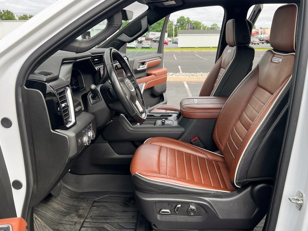 2024 Gmc Sierra HD Denali Ultimate photo 2