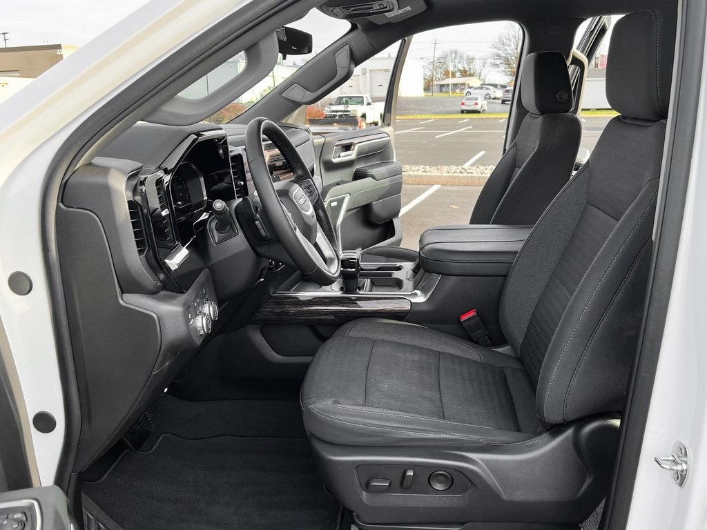 Used 2025 GMC Sierra 1500 Elevation Truck