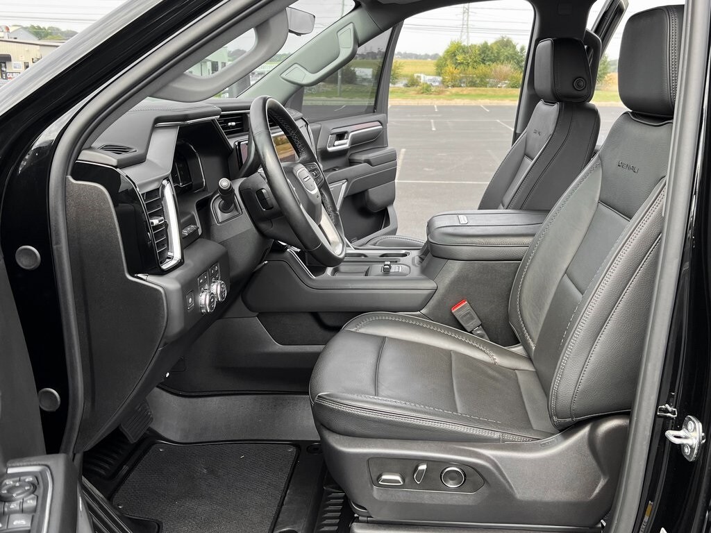2024 Gmc Sierra HD Denali photo 2