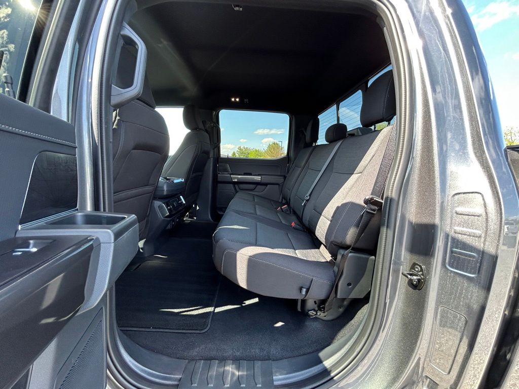 2023 Ford F-150 XLT - Photo 10