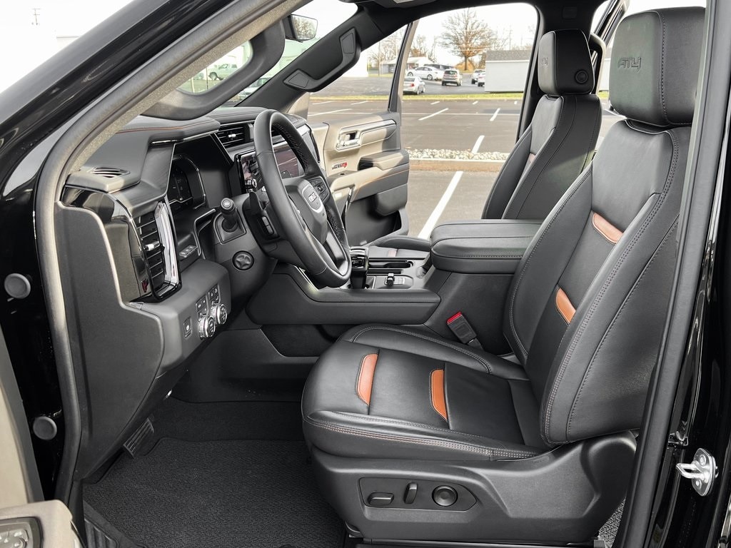 Used 2025 GMC Sierra 1500 AT4 Truck