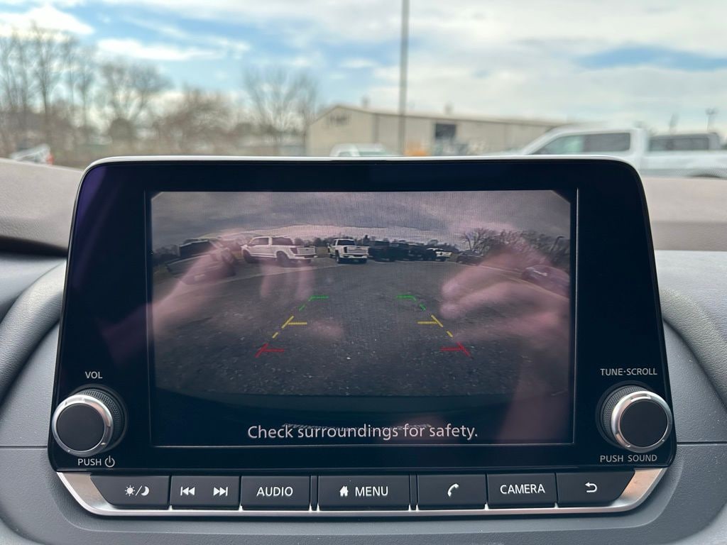 Used 2023 Nissan Rogue SV SUV