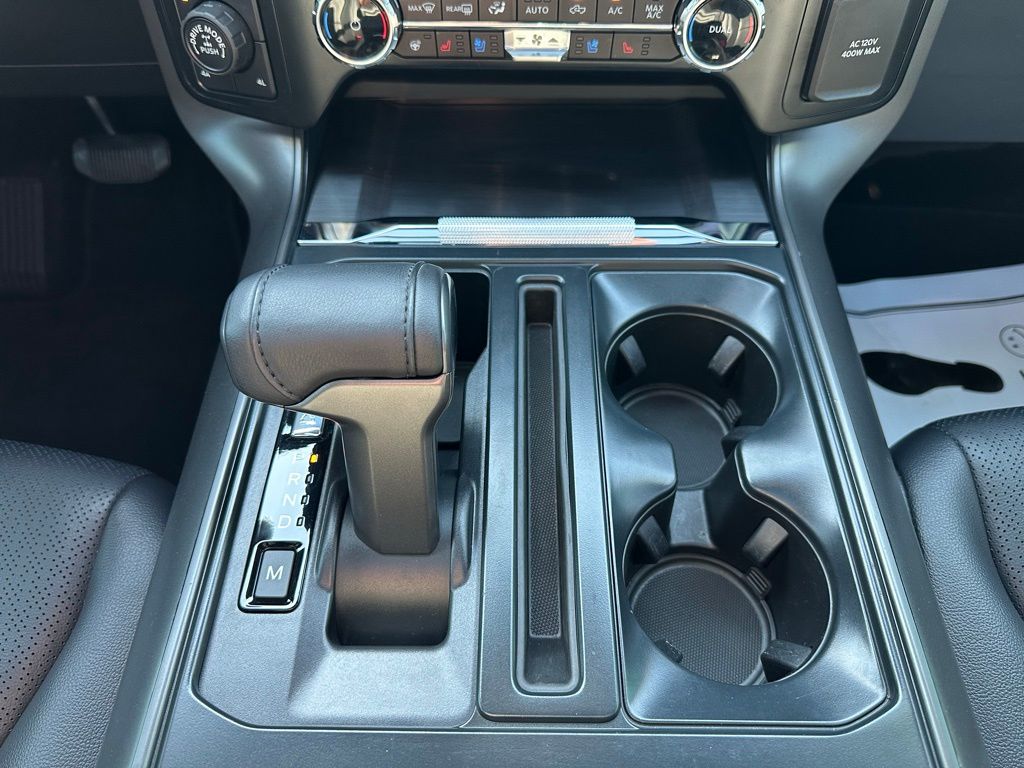 2024 Ford F-150 Lariat - Photo 11
