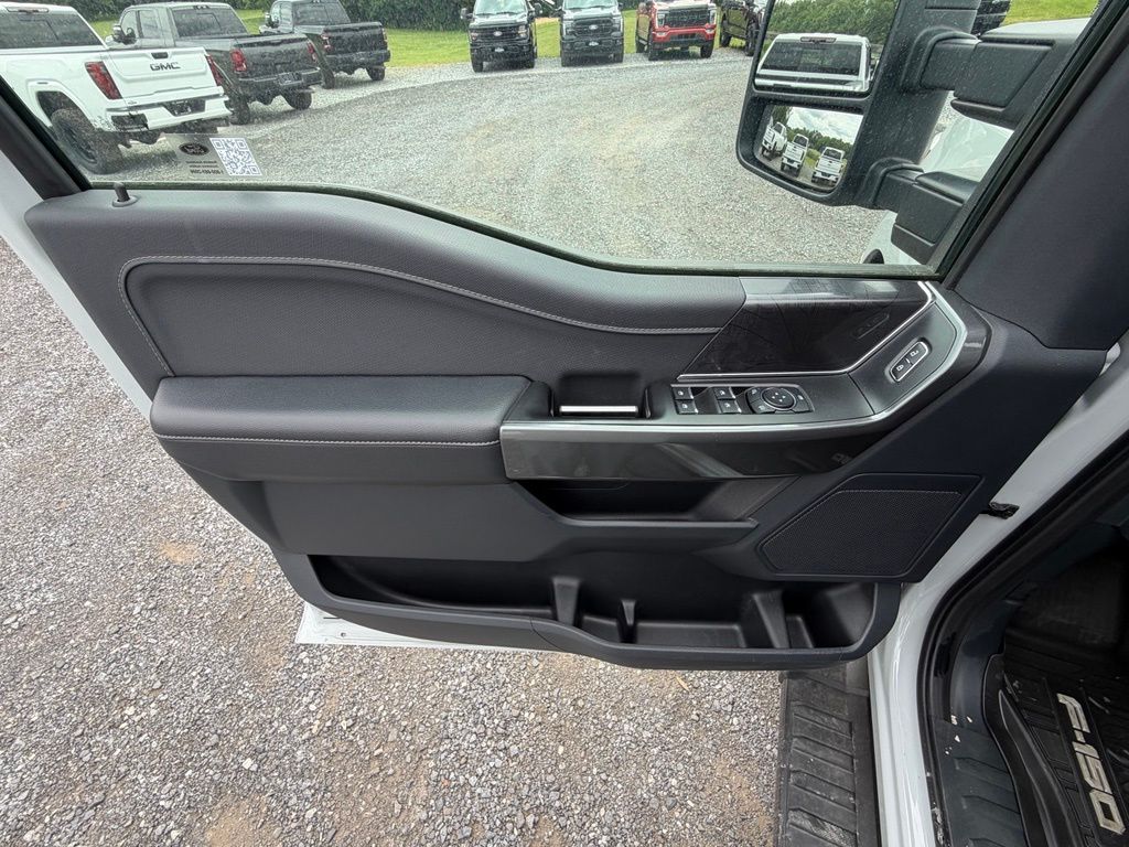 2023 Ford F-150 XLT - Photo 5