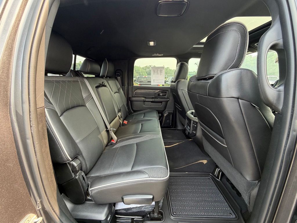 2025 RAM Ram 2500 Pickup Limited - Photo 24